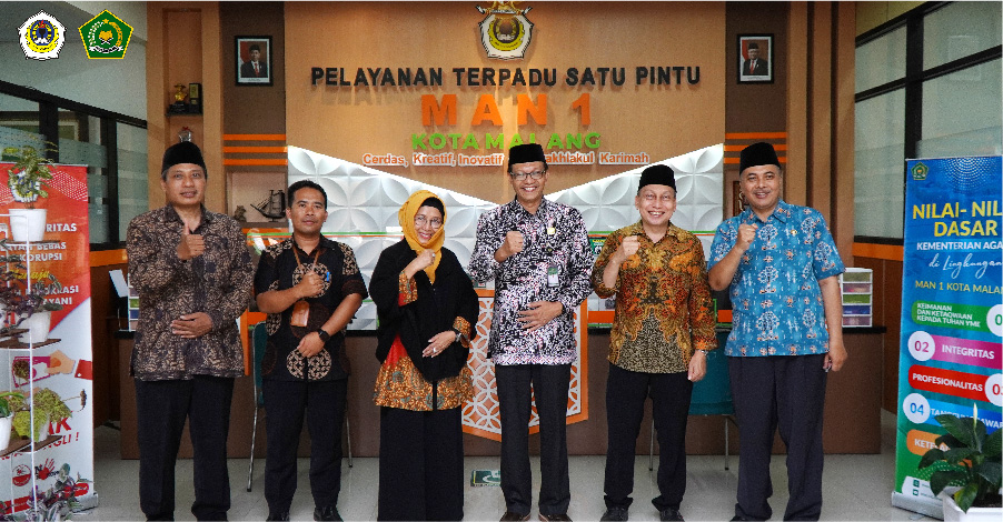KABAG TU KEMENAG JATIM KUNJUNGI MAN 1 KOTA MALANG
