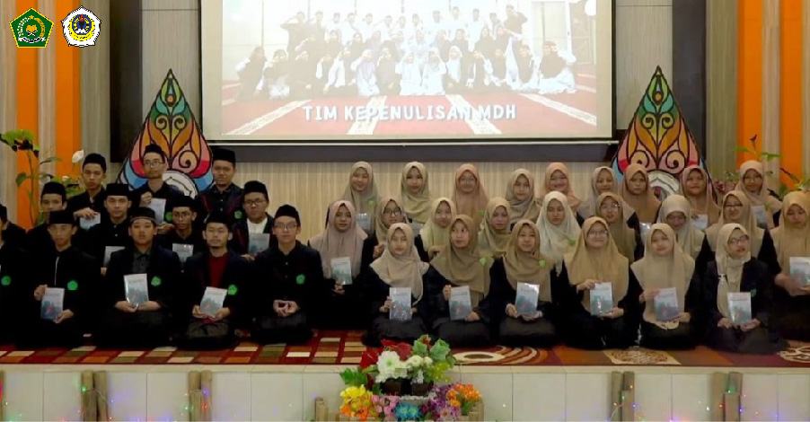 News Launching Antologi Stay Strong And Never Give Up